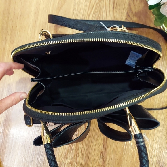 NWT New! Like dreams black woman's bow purse.  Size 10x13x4.5 inches. Gift Chris - Picture 6 of 8